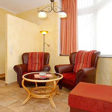 Haus Neeltje Apartment